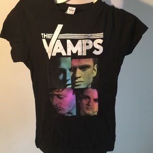 Startee Black T-shirt, “The Vamps”
